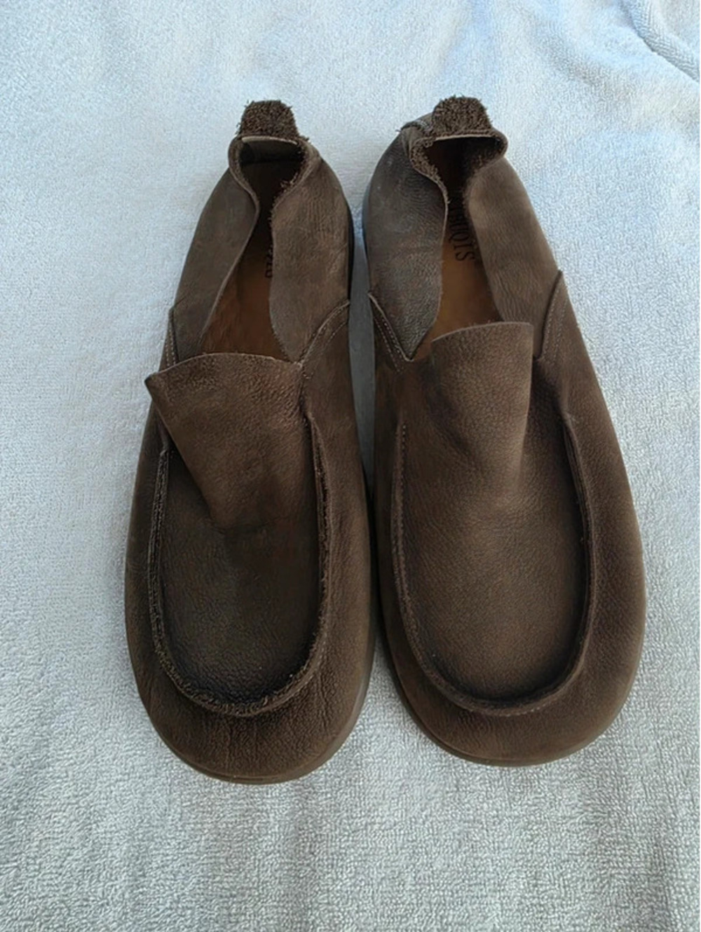Aibuois men’s brown slip-on shoes in new